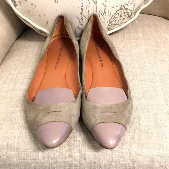 ✨ Moving sale 🚗- Sigerson Morrison Gray Suede Pointed Flats, Size 8.5 - Picture 4 of 6